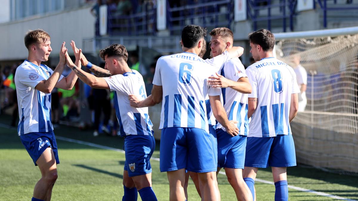 <![CDATA[El Izarra golea al Subiza y jugará la final]]>
