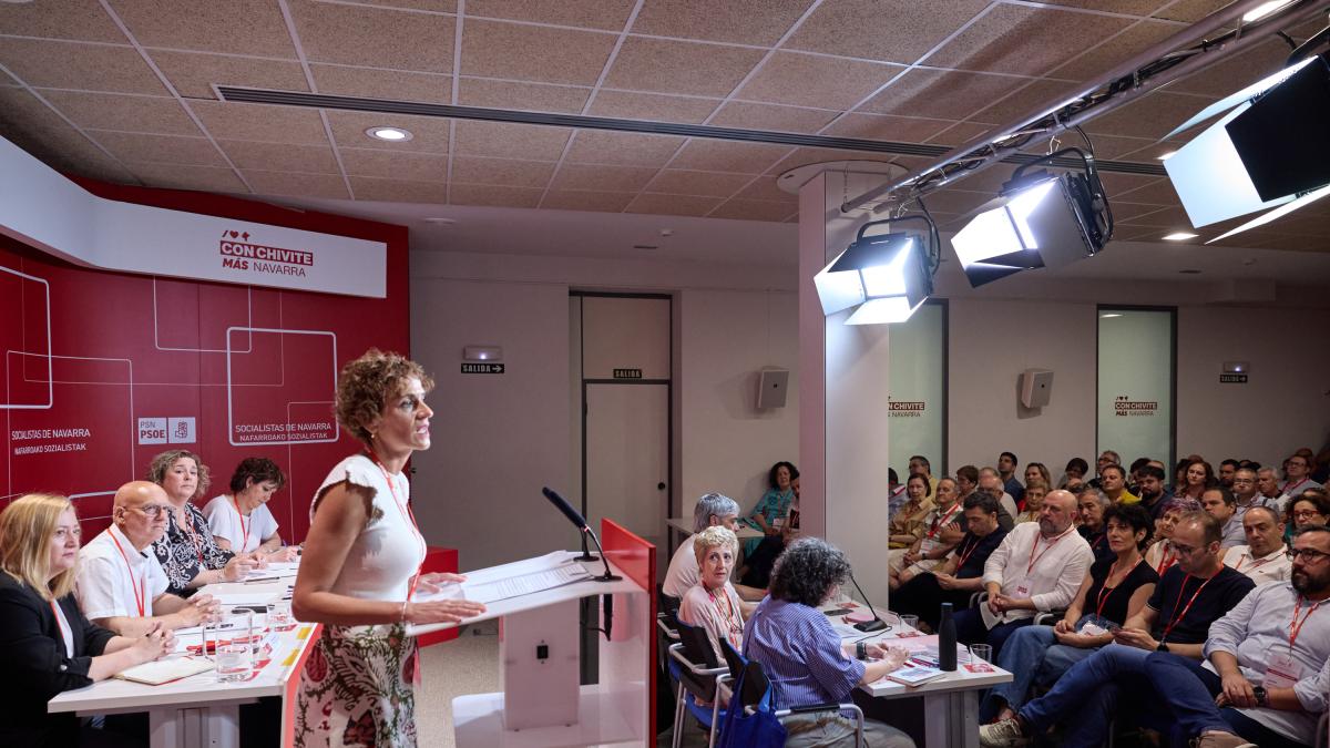<![CDATA[Chivite pasa de puntillas por las presuntas tramas de corrupción en las que se investiga a Cerdán y Zapatero]]>