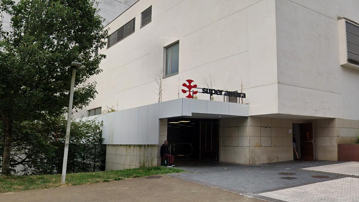<![CDATA[Un inversor navarro compra por 6 millones el local de Super Amara en San Sebastián]]>