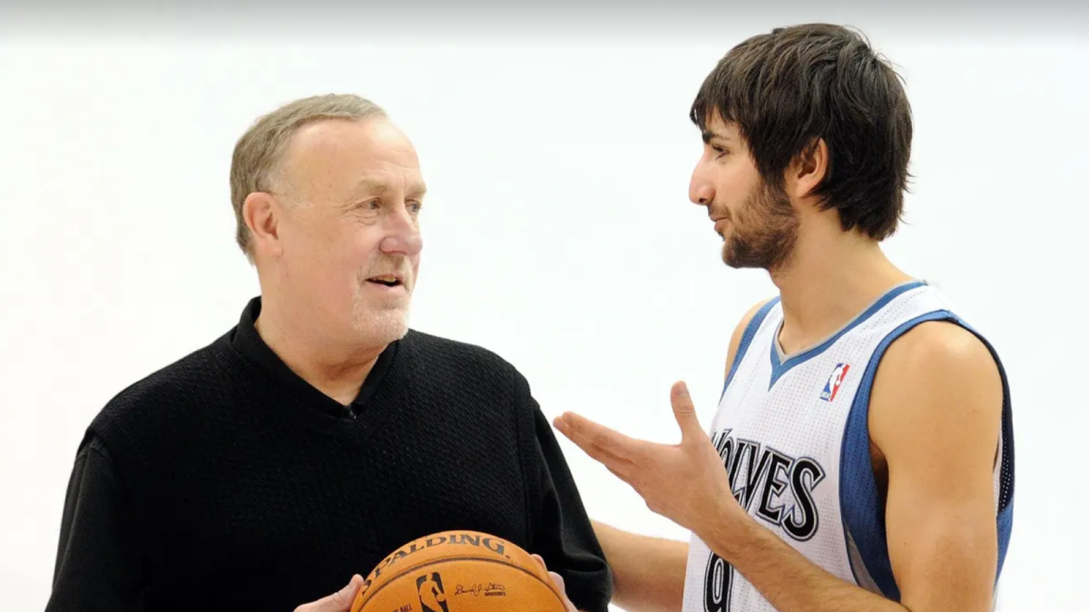 <![CDATA[Fallece Rick Adelman, el entrenador que hizo debutar a Ricky Rubio en la NBA y llevó a los Trail Blazers a dos finales]]>