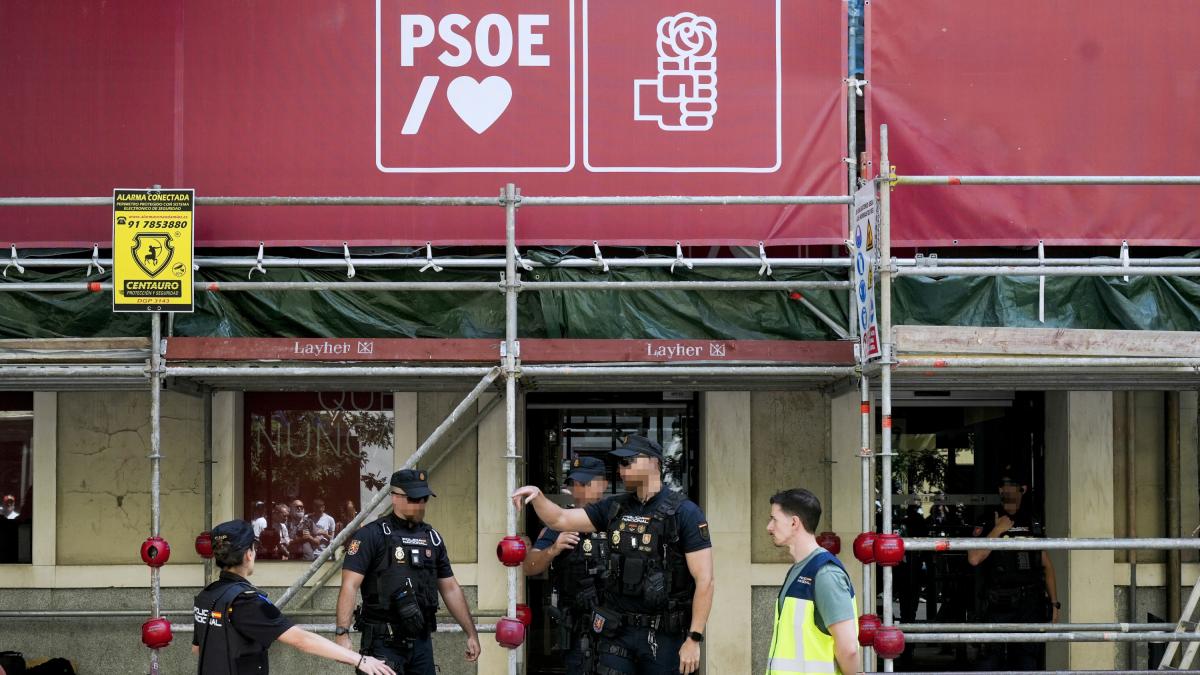 <![CDATA[Las 14 horas del 'no registro' de la UCO en Ferraz]