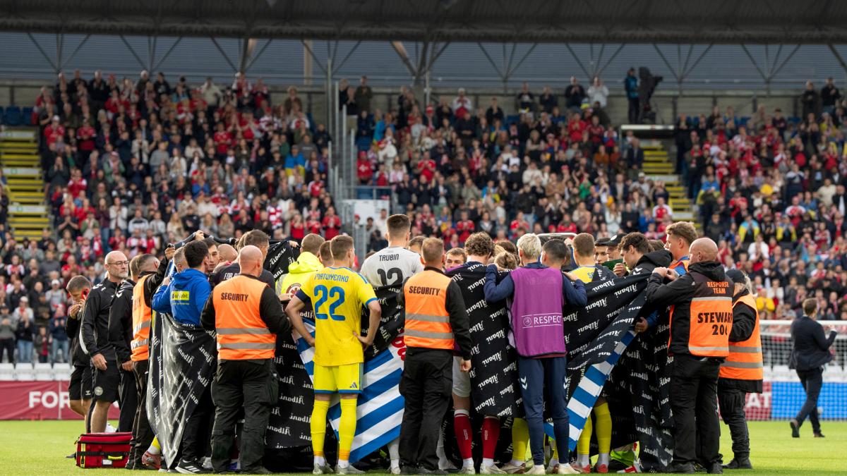 <![CDATA[Eriksen vuelve a desplomarse durante un partido]]>