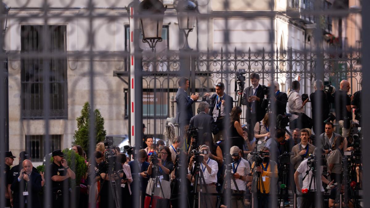 <![CDATA[El Papa se reúne con Sánchez en la Nunciatura en el