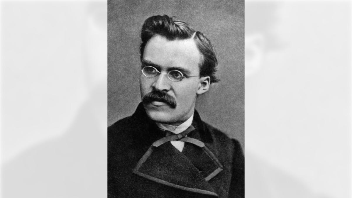 Qué significa la cita de Nietzsche: "Quien lucha c