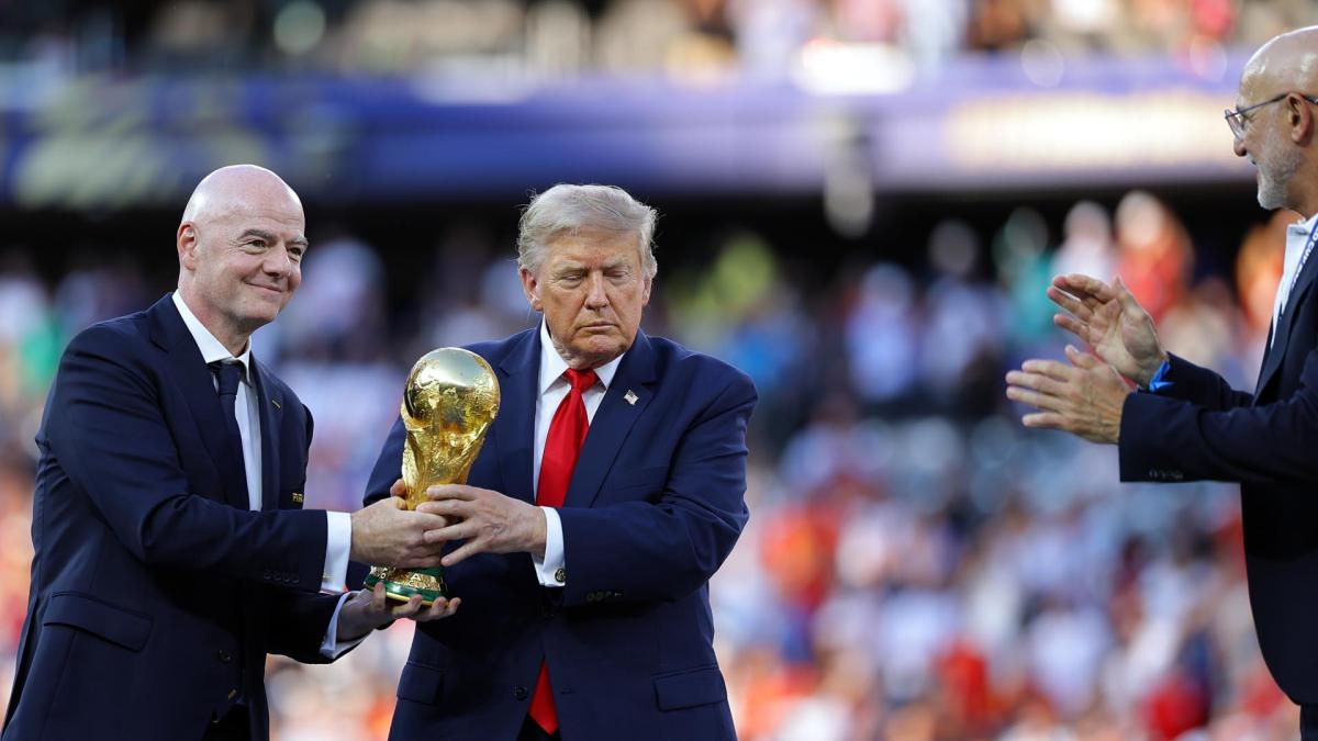 Oleada de críticas a la FIFA por la idea de privatizar el Mundial