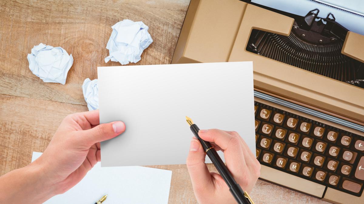Un estudio revela que la generación del WhatsApp descubre el valor de las postales