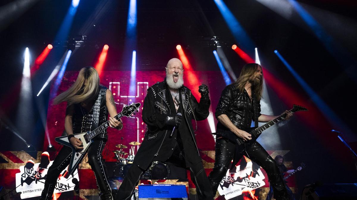 El metal de Judas Priest funde el Navarra Arena