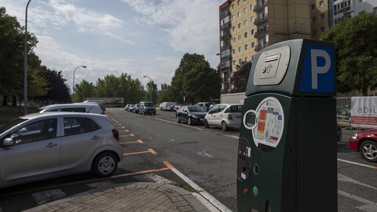 El nuevo servicio de aparcamiento regulado en Pamplona permitirá la anulación de las multas durante las siguientes 24 horas a la infracción