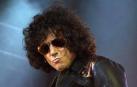 El cantante Enrique Bunbury ofreció el concierto de cierre de su gira mundial en el Palacio de los Deportes de Madrid.
