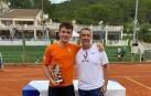 Iñaki Montes y Jose Vilariño, su fisioterapeuta