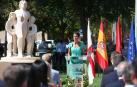 Acto de inauguración de la escultura 'El abrazo de Tudela”'