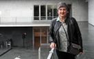Elur Ulibarrena, en el Parlamento de Navarra justo antes de su comparecencia