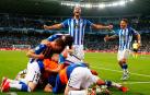 Merino y otros jugadores de la Real Sociedad celebran el gol que ha dado la victoria al equipo donostiarra frente al Mallorca