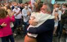 Abrazo entre Chivite y Cerdán, secretario de Organización del PSOE