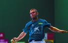 Joanes Bakaikoa golpea a una pelota durante un partido anterior. El de Etxarri afronta su tercera final de Promoción