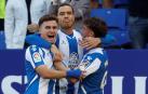 Pedrosa celebra el gol con sus compañeros
