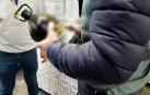 Botella con etiquetado fraudulento de aceite de oliva Virgen Extra