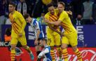 Los jugadores del Barcelona celebran el segundo gol ante el Espanyol