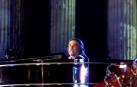 El compositor griego Vangelis, durante un concierto en el Templo de Zeus, en Atenas