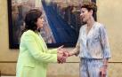 La presidenta de La Rioja, Concha Andreu (i) durante su reunión con su homóloga navarra, María Chivite, celebrada este martes en Logroño