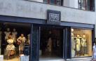 Actuación de Lemon y Tal en el escaparate de la nueva tienda de Pavana en la calle Zapatería
