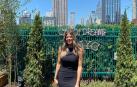 María Zuazu Rosagaray, frente al Empire State Building de Nueva York