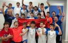 Jugadores y técnicos del equipo infantil masculino A de balonmano del Club Cantolagua, terceros en la Fase Final del Campeonato de España