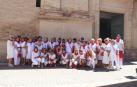 Un grupo de mujeres de Valtierra que acudió a los actos posa en el que fue el Día de la Mujer de las fiestas