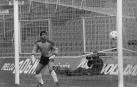 Roberto Santamaría durante un encuentro ante el Real Madrid
