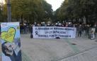 Policías forales protestan frente al Parlamento de Navarra, donde se celebra el debate del estado de la Comunidad, para exigir la dimisión de la presidenta María Chivite por el incumplimiento de la Ley de Policías