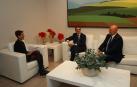 La presidenta Chivite, el ministro Bolaños y el delegado del Gobierno en Navarra, Arasti