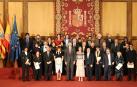 Foto de familia durante la entrega de los Premios Nacionales de Cultura de 2021 en Zaragoza