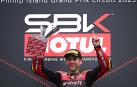 Álvaro Bautista festeja su victoria en Phillip Island