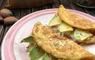 El parmesano le da un puntazo genial a la tortilla.