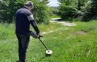 Exploración del terreno con un detector de metales