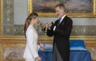 Felipe VI impone a su hija el Collar de la Orden de Carlos III