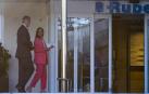 Los reyes entrenan en la Clínica Ruber para visitar a doña Sofía