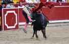 Fotos de la corrida de La Palmosilla, en la que se han cortado tres orejas y Borja Jiménez ha sufrido una cornada./