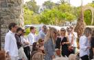 Carla Goyanes, hermana de Caritina, a su llegada a la capilla de Guadalmina de San Pedro de Alcántara