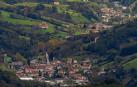 *A:MONTXO A.G.
*F: 2023-11-04
*L: ALTOS DE BARAIBAR
*T: BETELU (PANORAMICA DE PUEBLO)
*P: