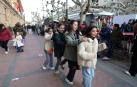 Varios niños participan en el pasacalles musical que se celebró este viernes en Fitero tras el lanzamiento del cohete