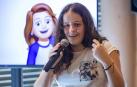 Clara González Freyre de Andrade (@claramore_) durante su presentación en el MUN