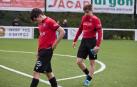 Los jugadores del Subiza Asier Larrión y Javier Sola Gascón, cabizbajos tras perder ante el Alavés y consumar el descenso
