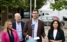 De izquierda a derecha: Amelia Salanueva, José Suárez, Javier García y Maribel García Malo, en un acto de campaña en 2023