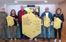 Representantes municipales y de Berdesia en la presentación de la Semana de las abejas
