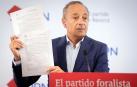 El parlamentario de UPN Juan Luis Sánchez de Muniáin durante la rueda de prensa que ha ofrecido este viernes