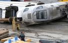 Tras el accidente de un tren descarrillado que provocó la muerte de 78 personas, las labores de este fin de semana se han centrado en remover los restos de la maquinaria de la vía, identificar los últimos cuerpos y recuperar las pertenencias de los viajeros. Mientras, Santiago de Compostela y España continúan su jornada de luto.