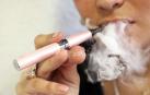 Los cigarrillos electr&oacute;nicos, vetados en transporte, colegios y hospitales