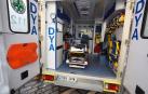 Una ambulancia de la DYA
