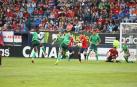 Imágenes del partido entre el C.A. Osasuna y el Racing Santander, con resultado de 2-0